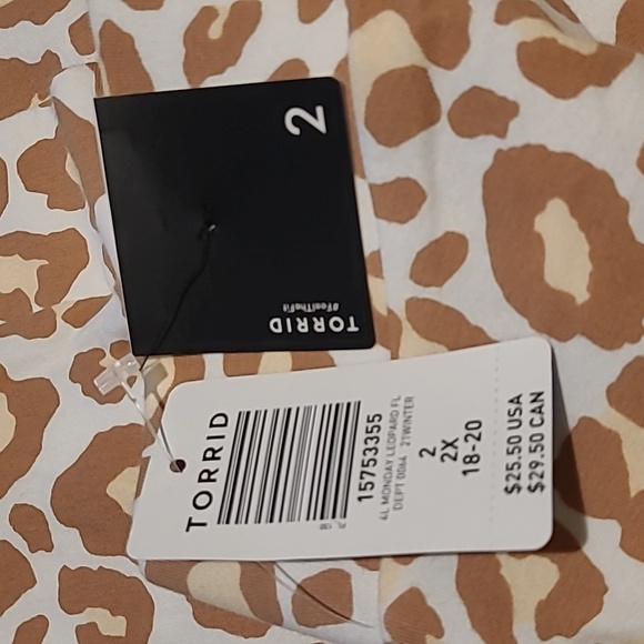 Torrid 2 Georgette Women's White Leopard Print Legging NWT - Picture 2 of 3